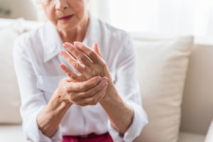 osteopathy-arthritis-best-osteopath-canberra-shutterstock_713128687