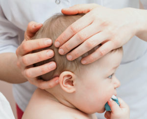 osteopathy-baby-best-canberra-osteopath-maxwell-fraval-woden-cranial-osteopath-shutterstock_657665935